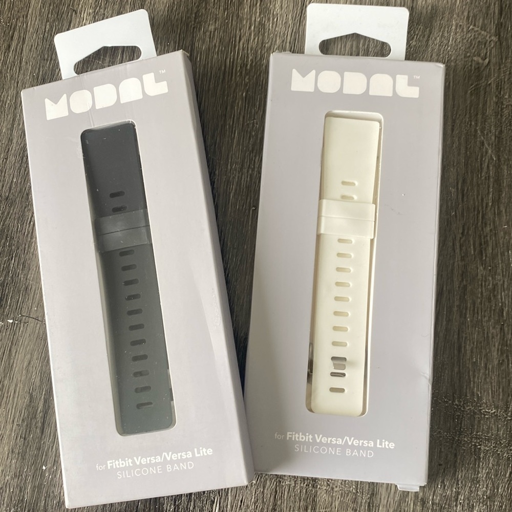 NIB🍍FIT BIT VERSA/VERSA LITE SILICONE BAND🍍2🍍P-1